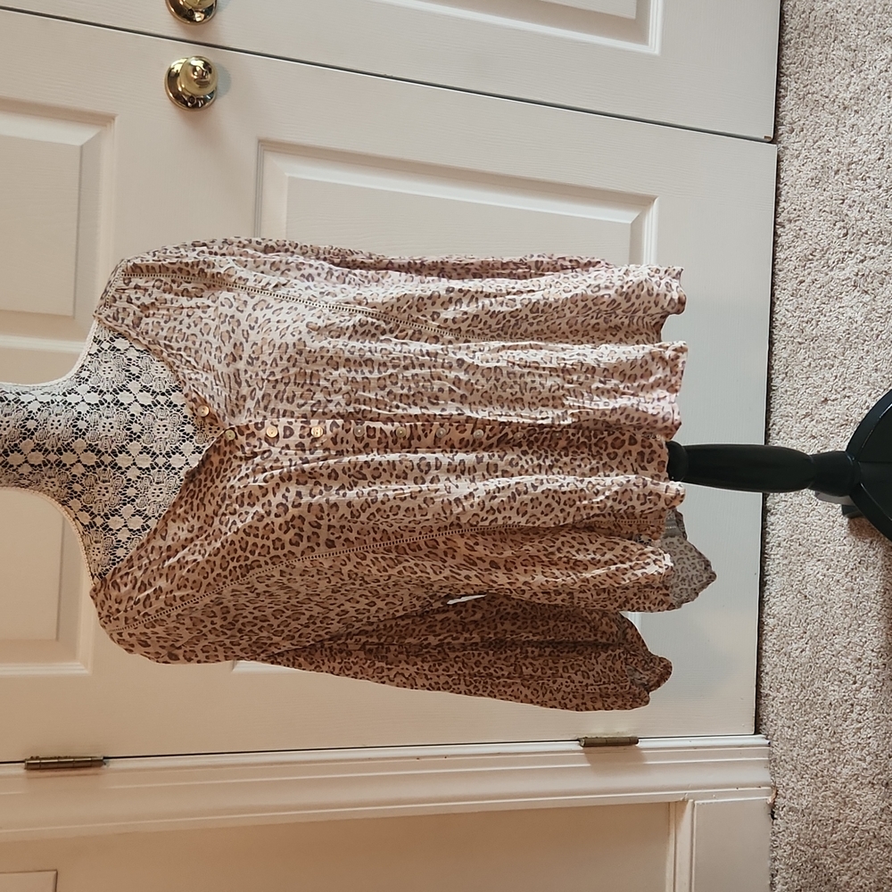 Frankie Lepord Blouse